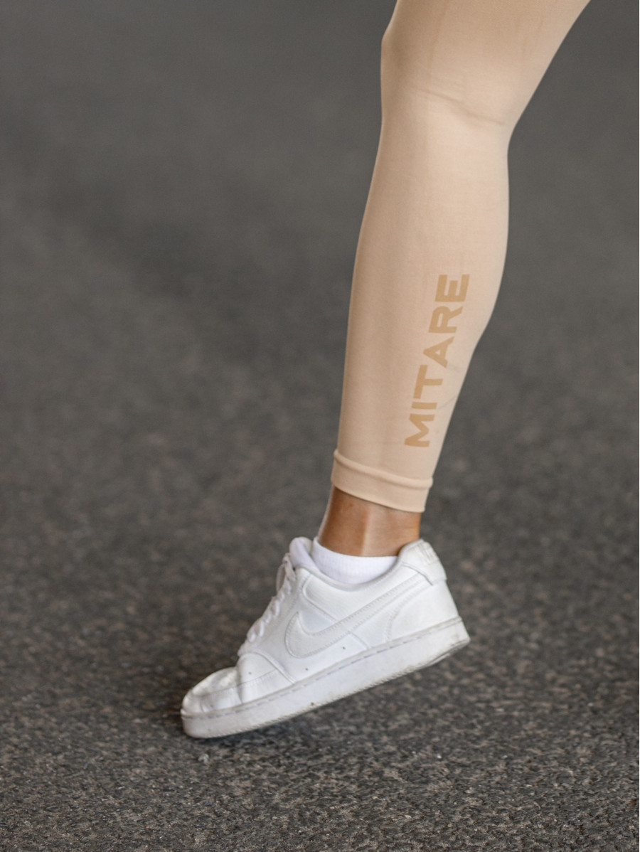 Nahtlose Leggings PUSH UP SUNNY K113 Wüstensand MITARE
